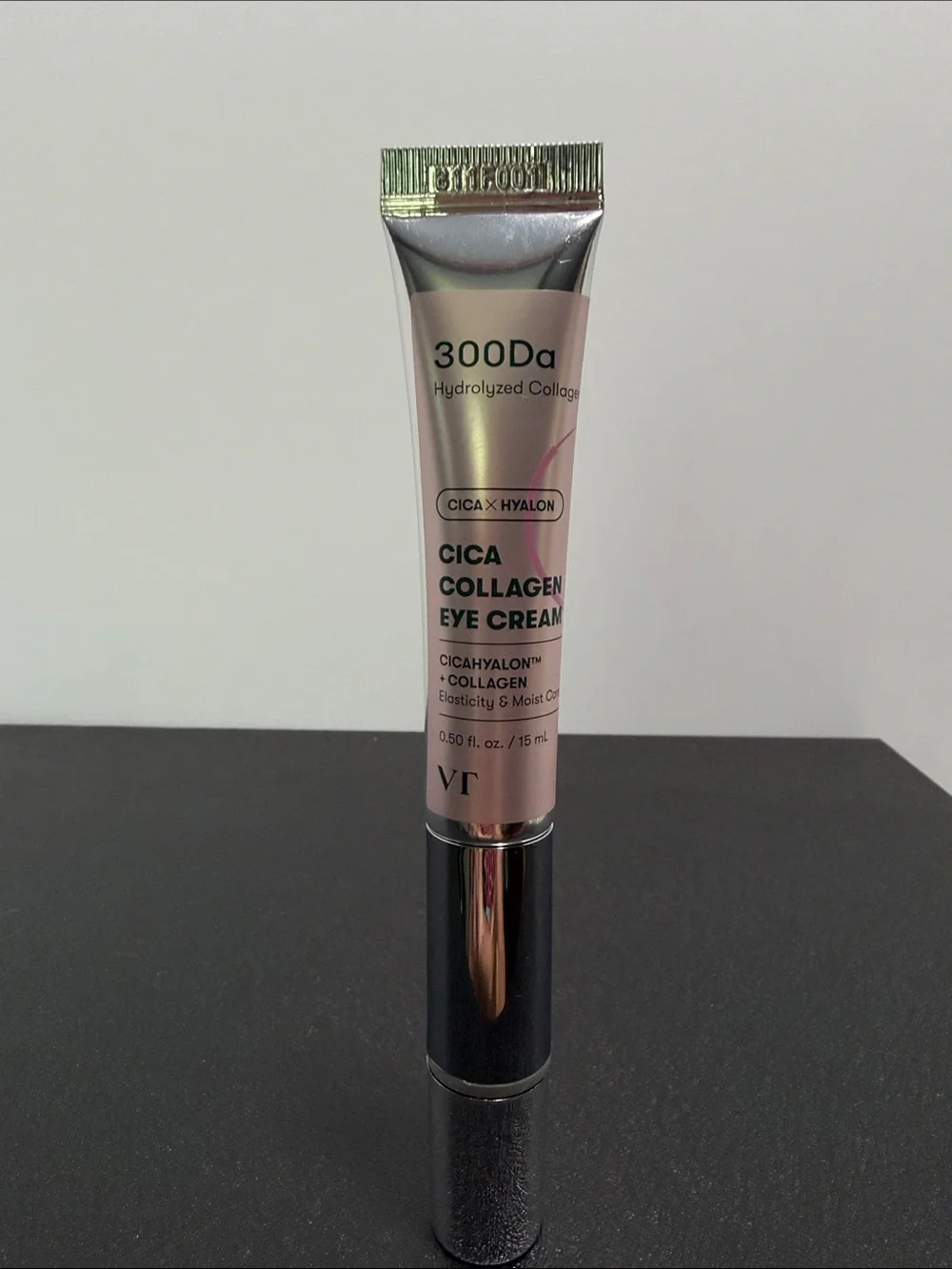 VT Cica Collagen Eye Cream - Hydrating Eye Treatment